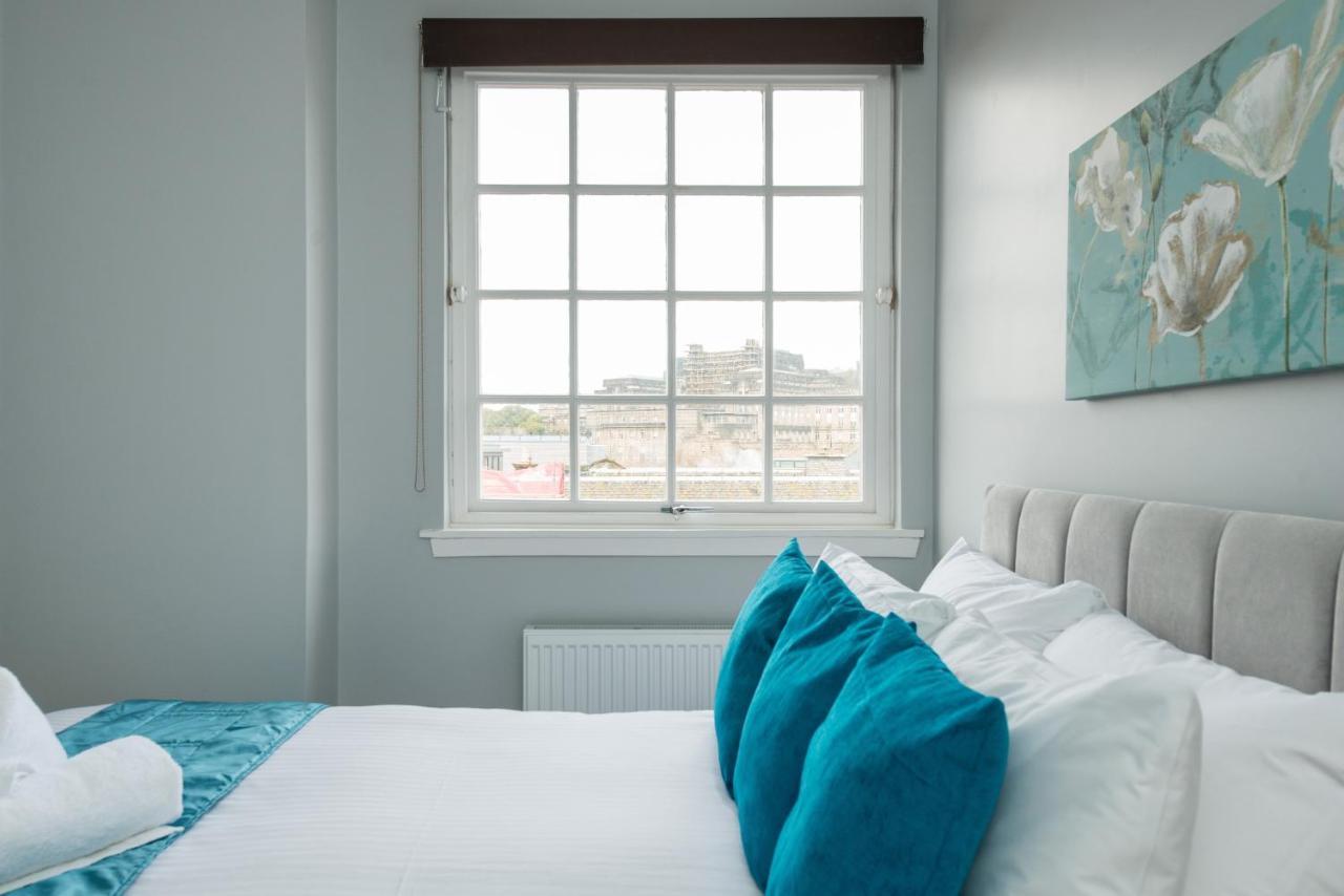 Royal Mile Modern Apartment Edimburgo Esterno foto