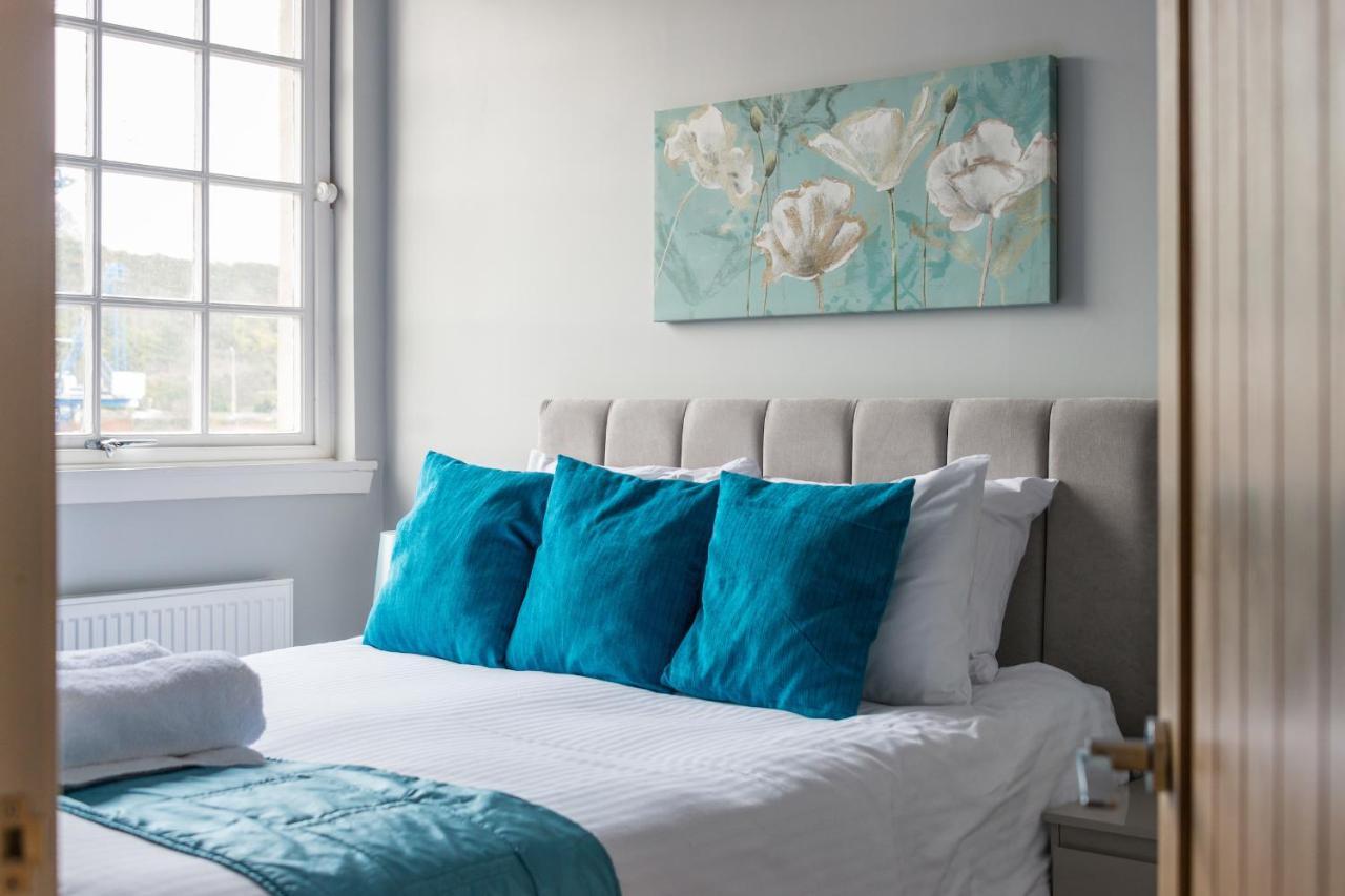 Royal Mile Modern Apartment Edimburgo Esterno foto