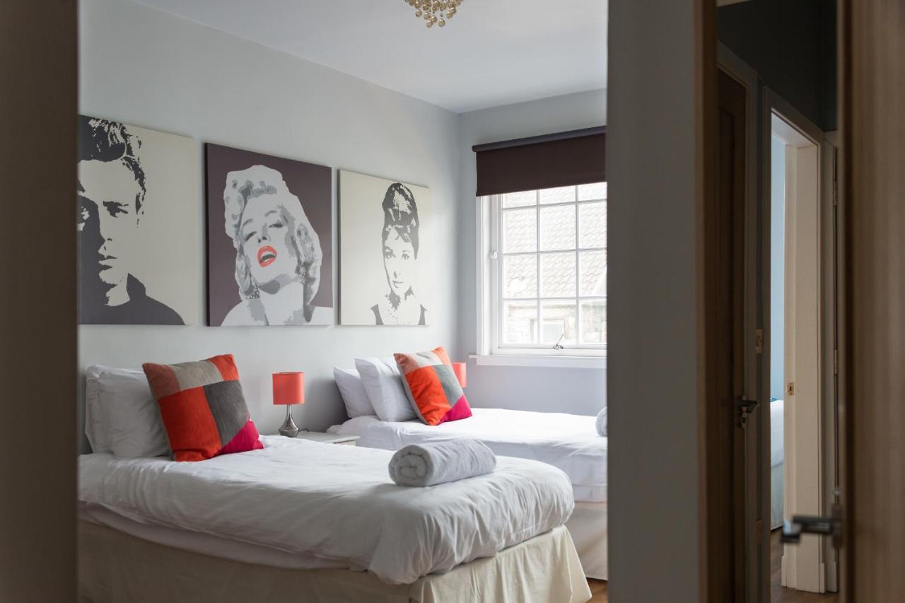 Royal Mile Modern Apartment Edimburgo Esterno foto