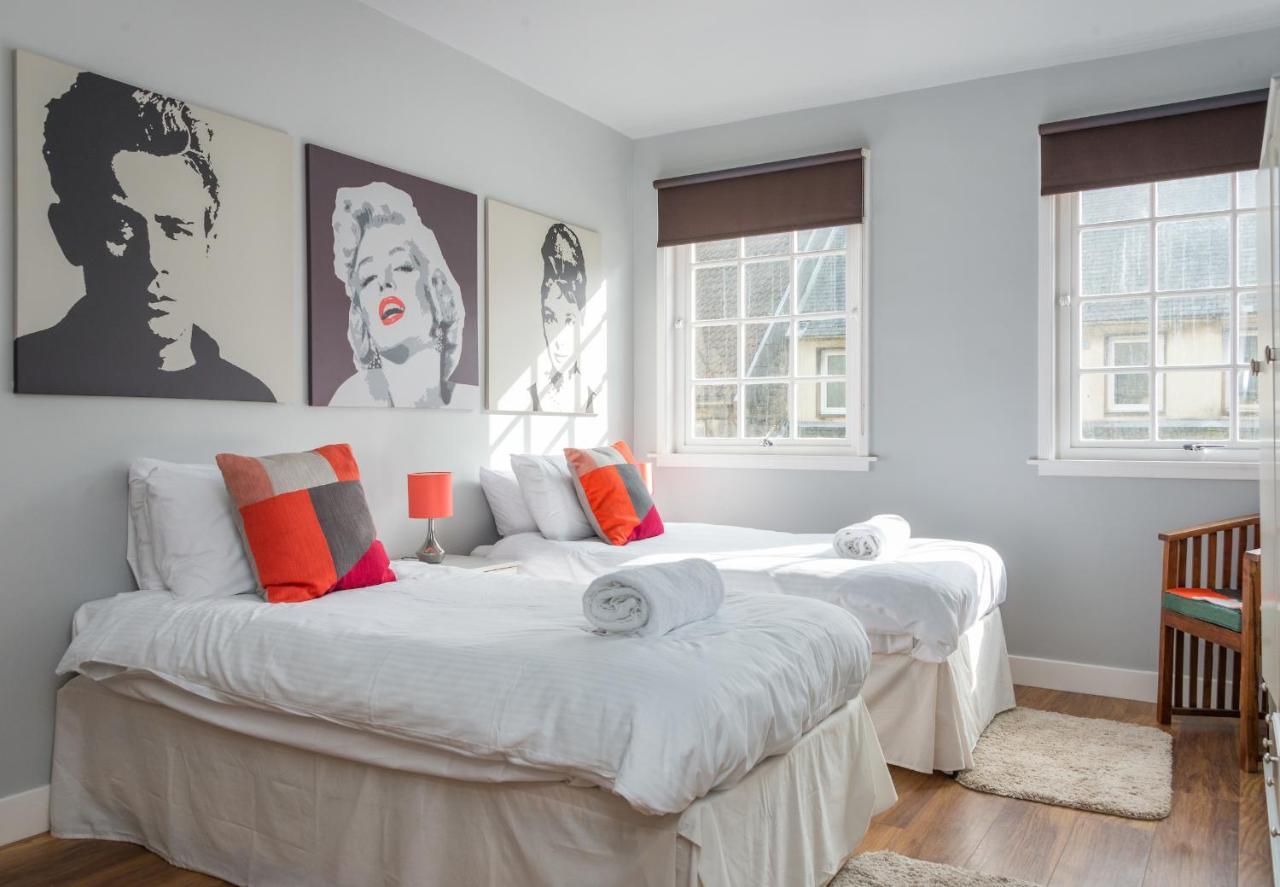 Royal Mile Modern Apartment Edimburgo Esterno foto